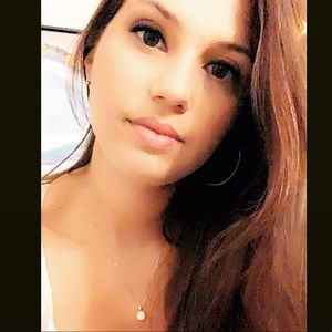 Meet your Posher, Breanne